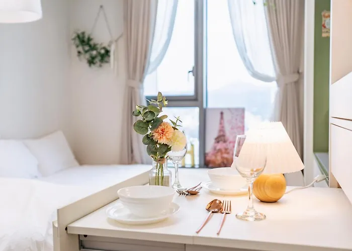 Апартаменты Centralviewsuite Residence, Myeong-dong Сеул